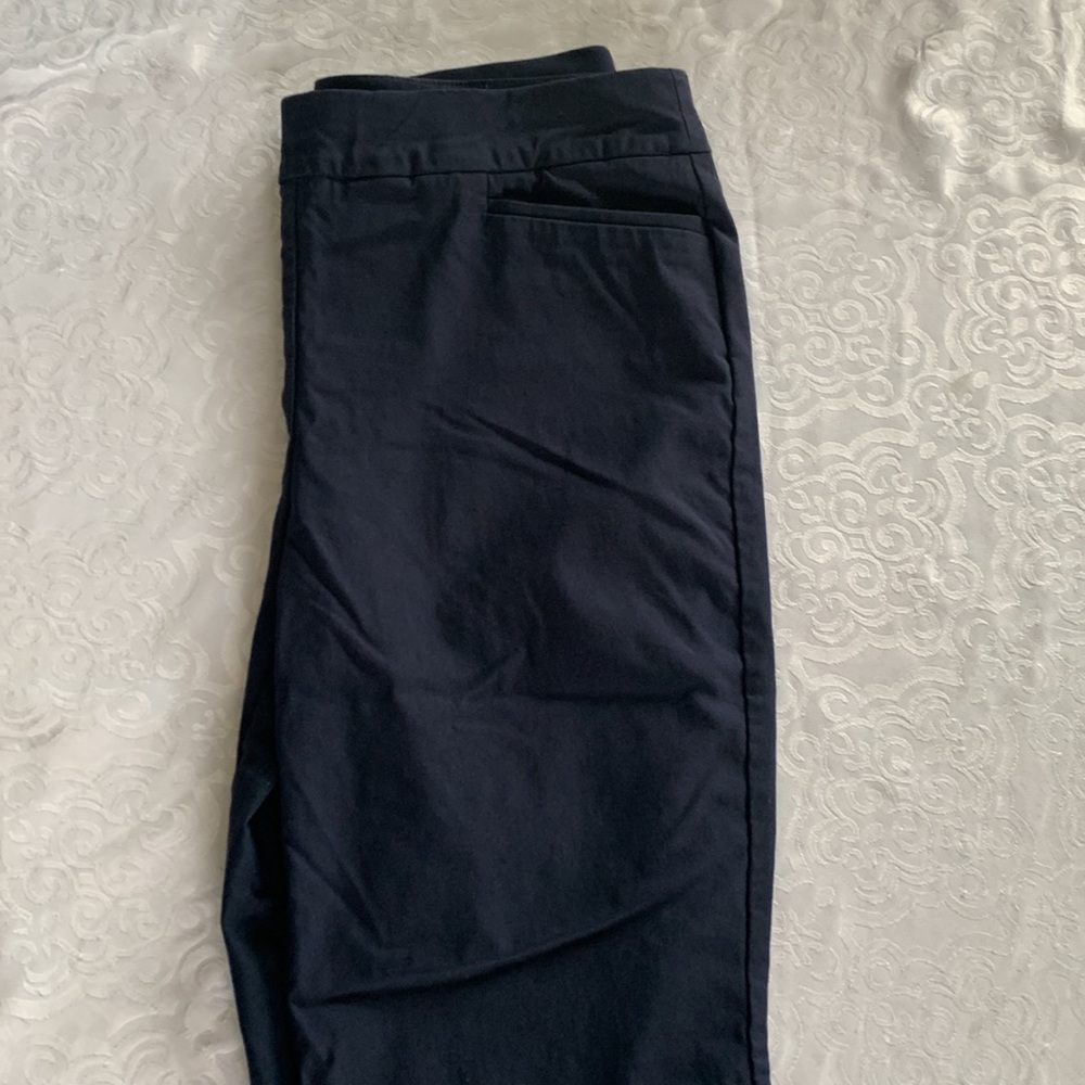 Chico’s size 1 shorts - Picture 14 of 14